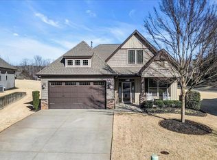 111 Shapton Ln, Greenville, SC 29615