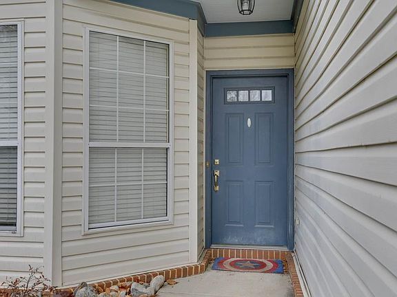 3rd image of 109 Kathleen Pl