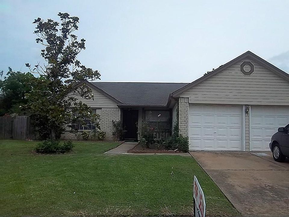 1st image of 2410 Gunston Ct