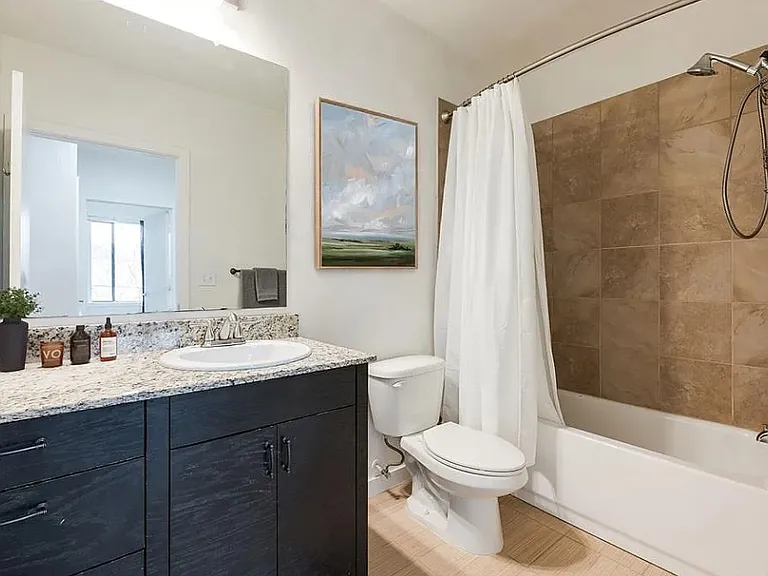 401 E Boyd St #205 — Photo 7