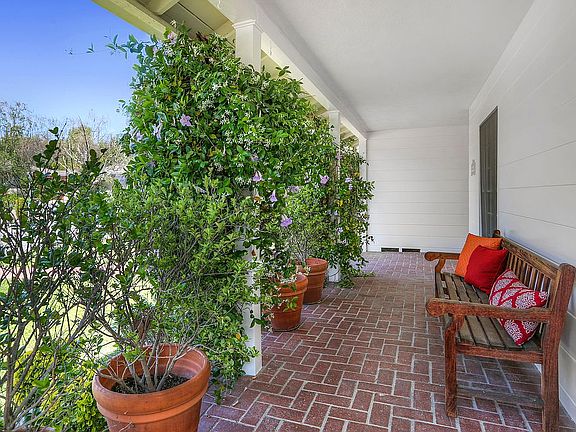4th image of 4444 Hobbs Dr