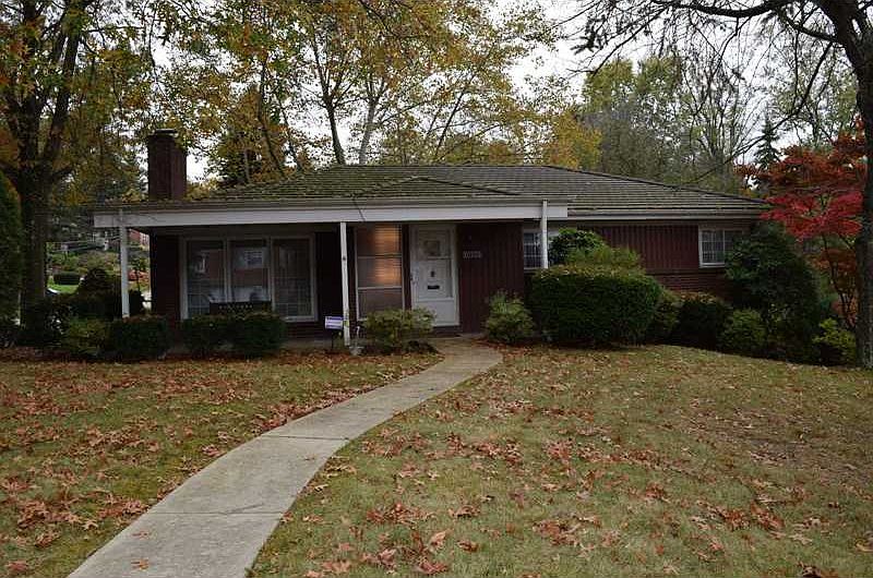 2nd image of 1055 Black Forest Rd