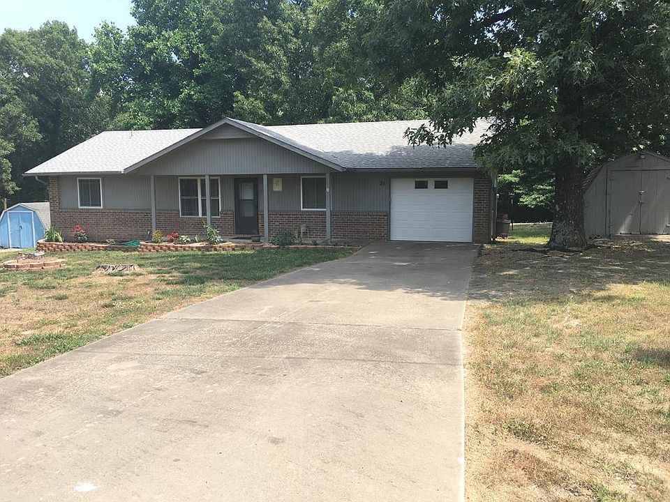 1st image of 21 Dillow Dr
