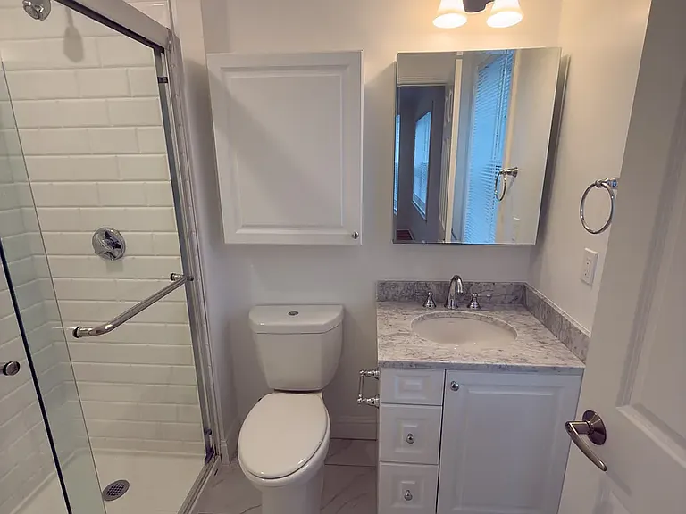 302 Paine Ct — Photo 6