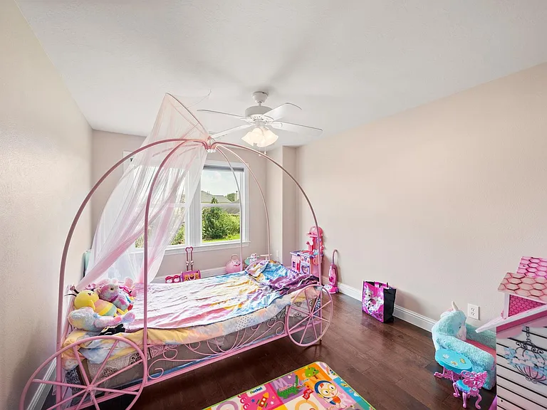 815 Arlington Ln — Photo 21