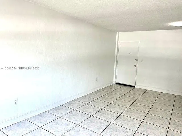 444 SW 4th St #404 — Photo 5