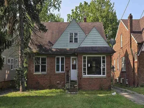 17300 Libby Rd, Maple Heights, OH 44137