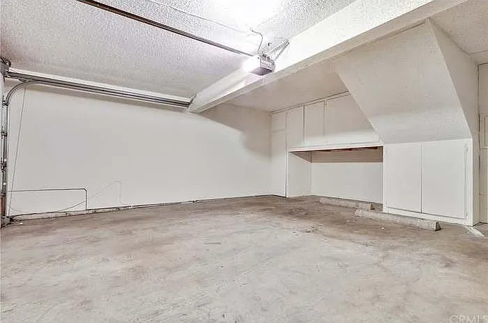 260 Cordova St — Photo 15