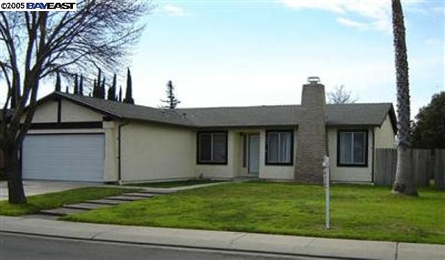 1st image of 741 S Amaretto Dr