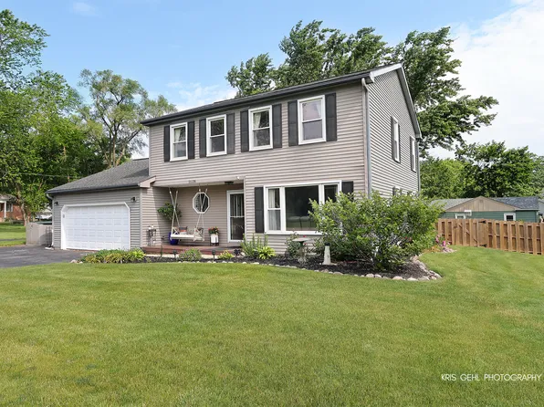 21136 W Engle Dr, Lake Villa, IL 60046