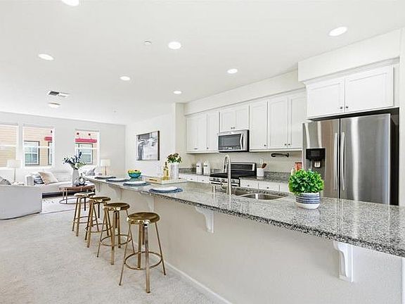 4th image of 5603 Melodia Cir