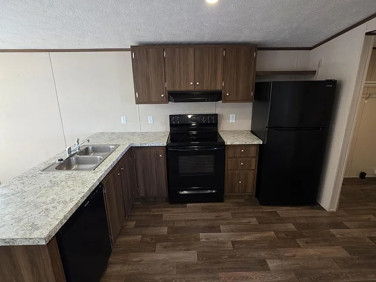 5921 Nadine Rd #E — Photo 5