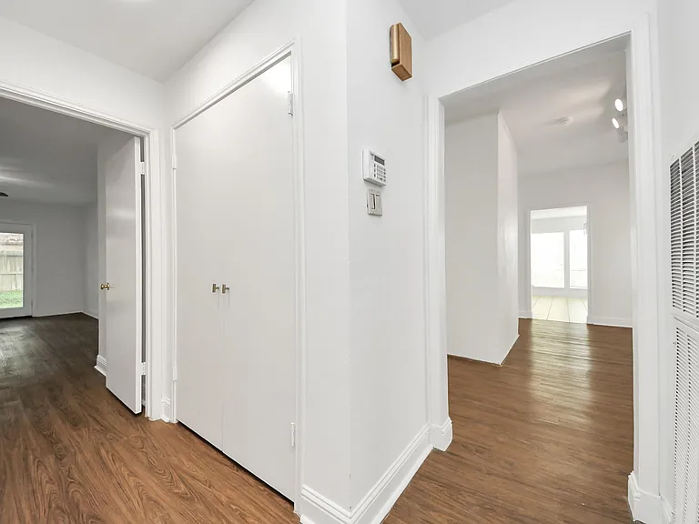 11415 Ella Lee Ln — Photo 23