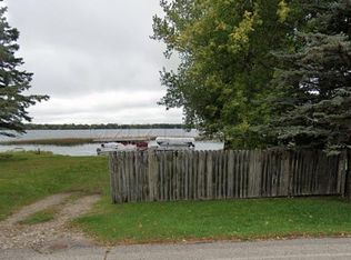 516 Shorewood Dr, Detroit lakes, MN 56501