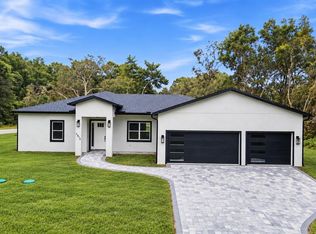 3812 E Walker St, Inverness, FL 34453