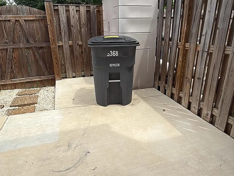 3368 Longbow Ct — Photo 3