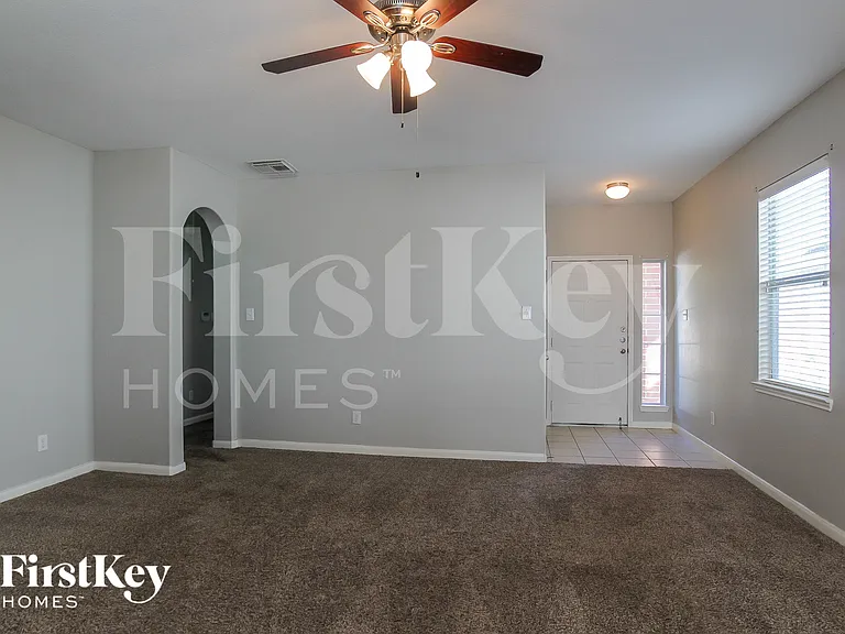 12911 Pine Meadows St — Photo 4