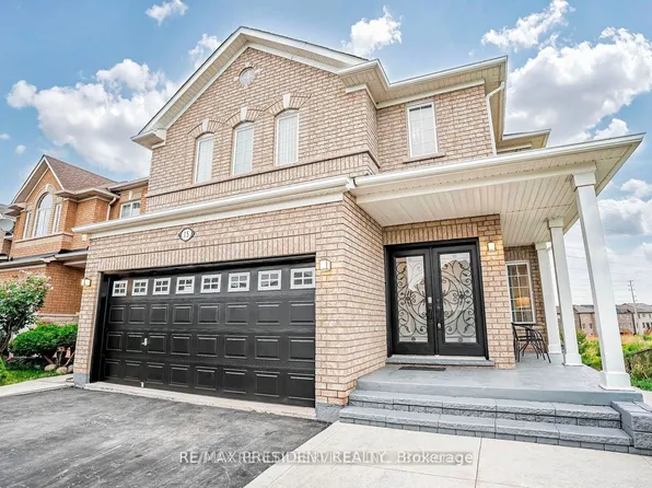 15 Roundstone Dr, Brampton, ON L6X 0K7
