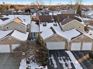 17273 Lakebrook Dr, Orland Park, IL 60467