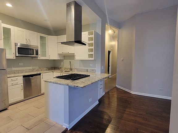 4th image of 2209 N Clybourn Ave APT 1