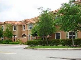 4970 Leeward Ln, Fort Lauderdale, FL 33312