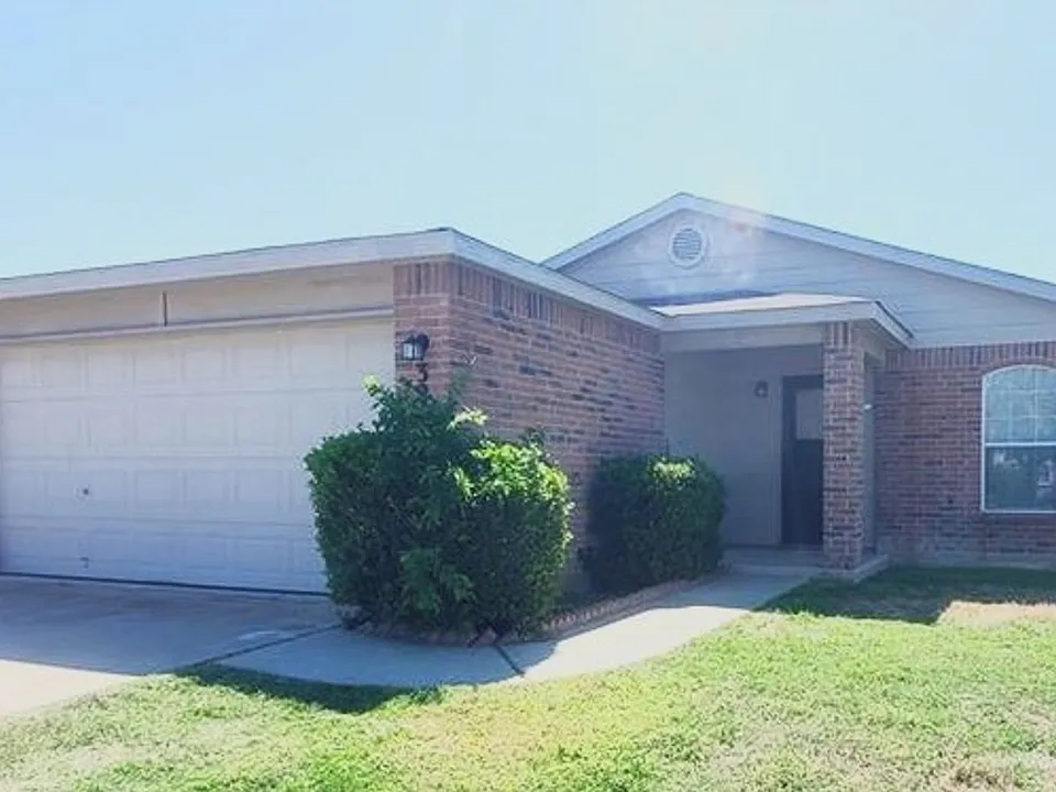 3206 John Porter Dr