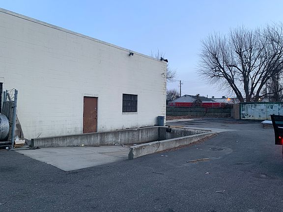 5th image of 2280 Union Blvd