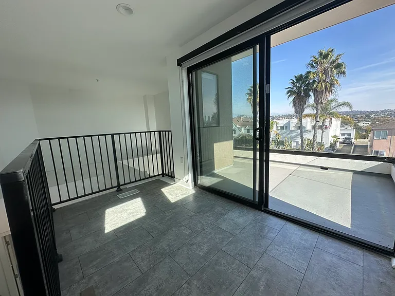 519 N Normandie Ave #1 — Photo 16