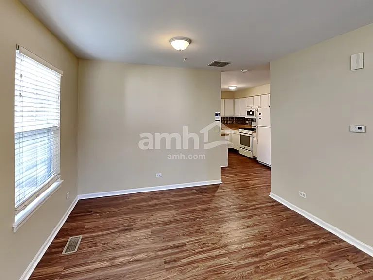 2440 Frost Dr — Photo 8