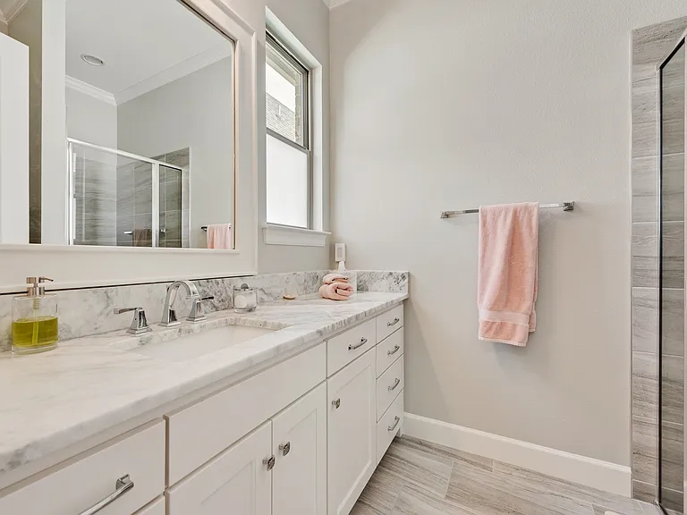 704 Winding Ridge Trl — Photo 17