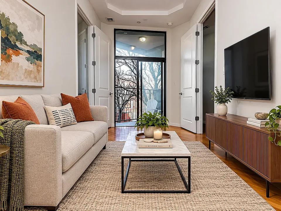 19 Goodwin Pl #3F