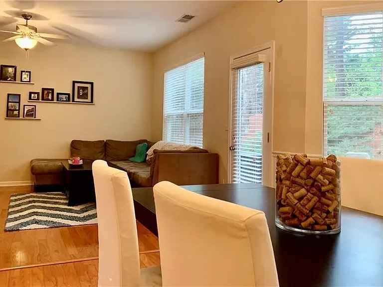 248 Parc View Ln — Photo 3