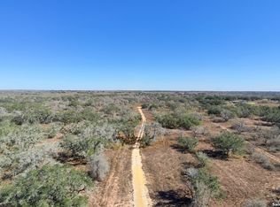 2739 CR 770, Natalia, TX 78059