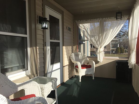 2nd image of 518 S Park Ave