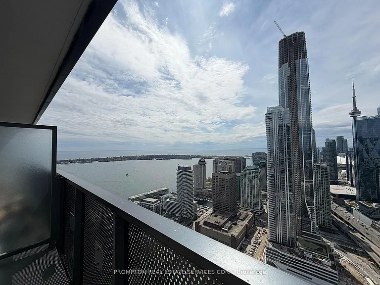 138 Downes St #5711 — Photo 37