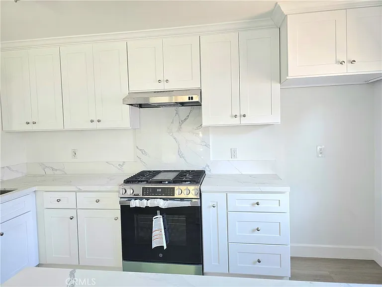24223 Ambassador Pl — Photo 7