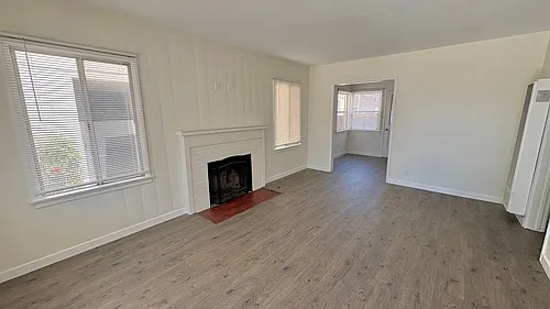 4134 1/2-3/4 Manhattan Beach Blvd Photo 1