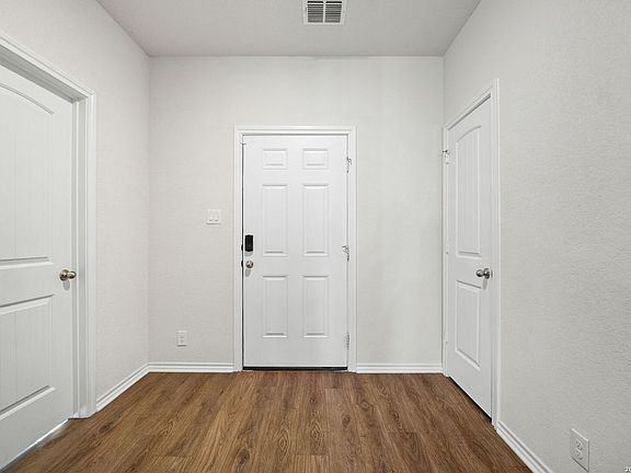 5th image of 6930 STIPE Ln