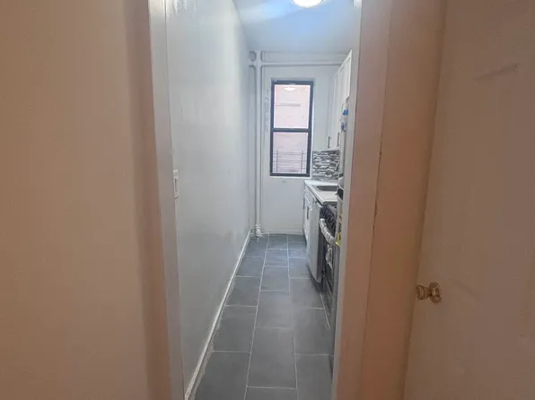 316 West 94th Street image 4 of 22