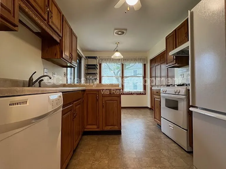 0N155 Windermere Rd #1001 — Photo 4