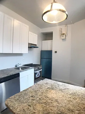 Rented by Bohemia Realty Group | media 24