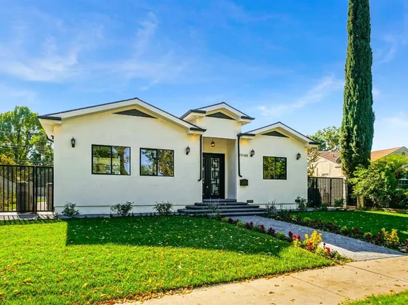 19148 Oxnard St, Tarzana, CA 91356