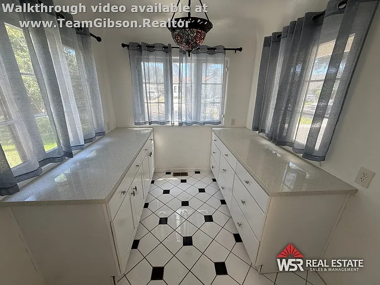 4601 Merrill Ave — Photo 9