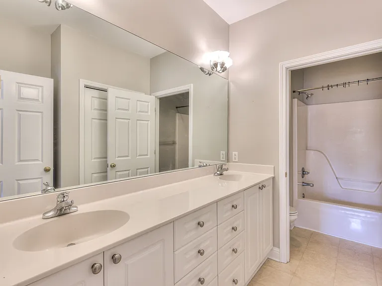 2111 Gold Valley Dr — Photo 21