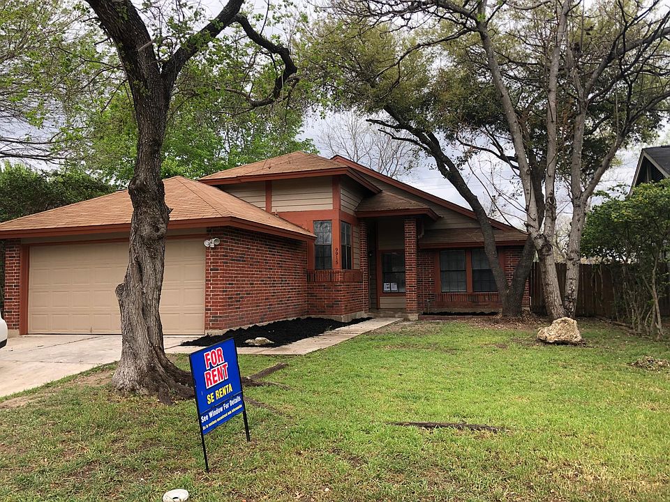 1st image of 9915 Raven Field Dr
