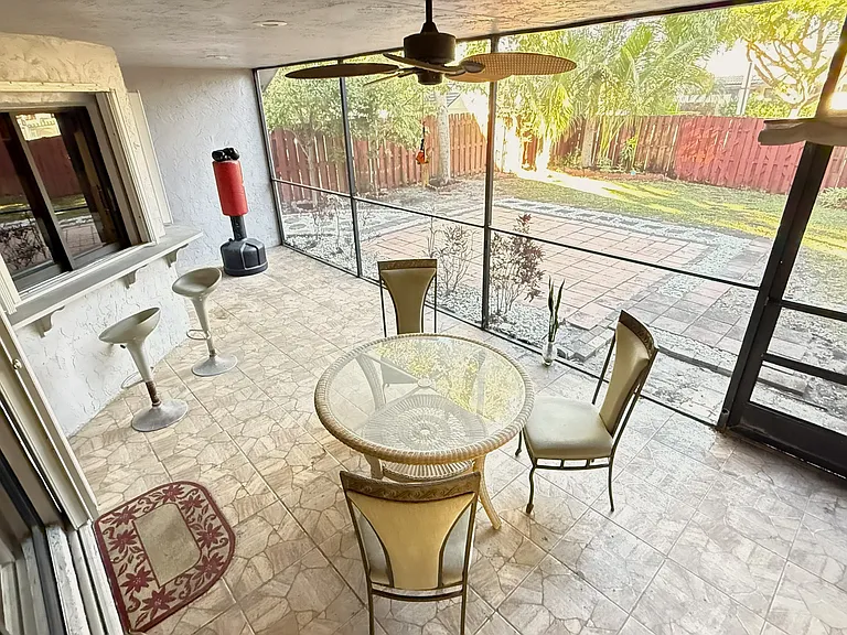 7619 Silver Woods Ct — Photo 22