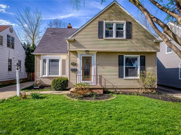 24005 E Silsby Rd, Beachwood, OH 44122