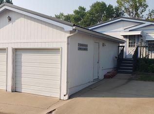 149 Hampton Dr, Pierre, SD 57501