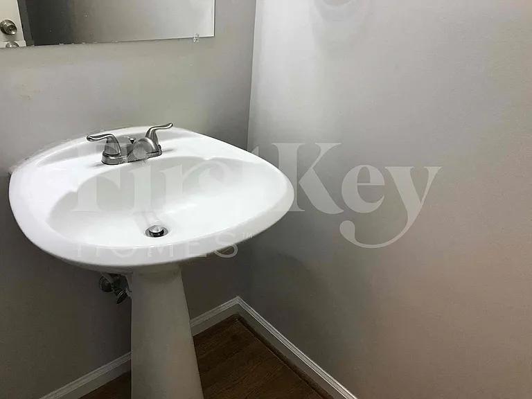 1622 Keeneland Dr — Photo 7