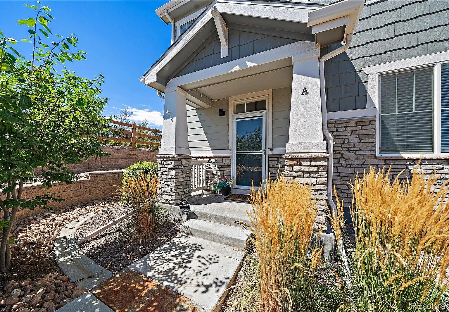 3 bed, 2.5 bath, 1654 sqft, $2,725 — Photo 2
